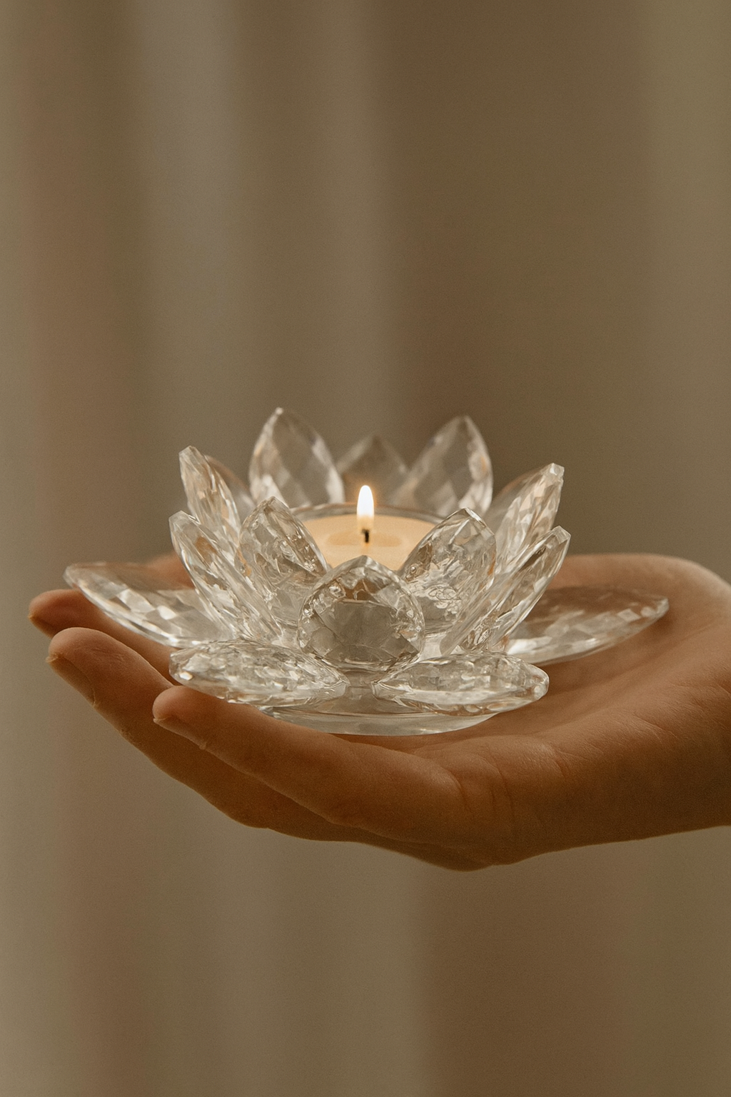 Lotosový svietnik z krištáľového skla - Lumen